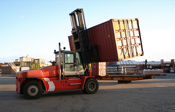 Solution for Stacking Heavy Loads in Large Warehouses