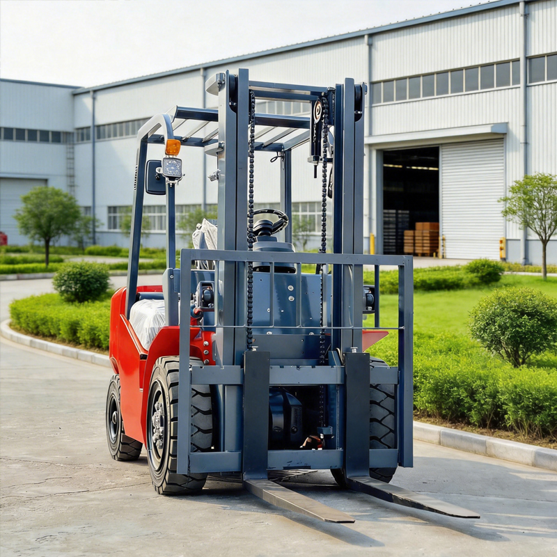 Two-ton internal combustion forklift